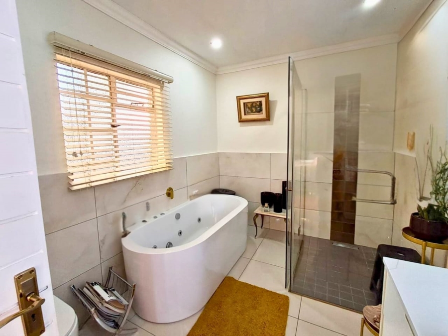 4 Bedroom Property for Sale in Vaalpark Free State